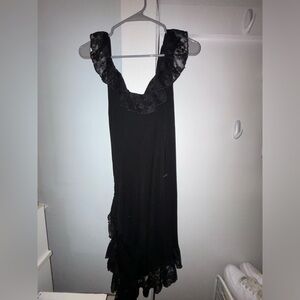 Medium length, Off-the-Shoulder Lace and Cotton Dress